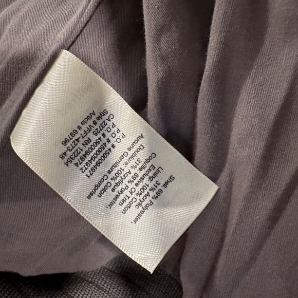 COPY - Aritzia Teddy Bomber Jacket - Picture 4 of 4